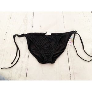 BECCA Black Bikini Bottoms Size Large